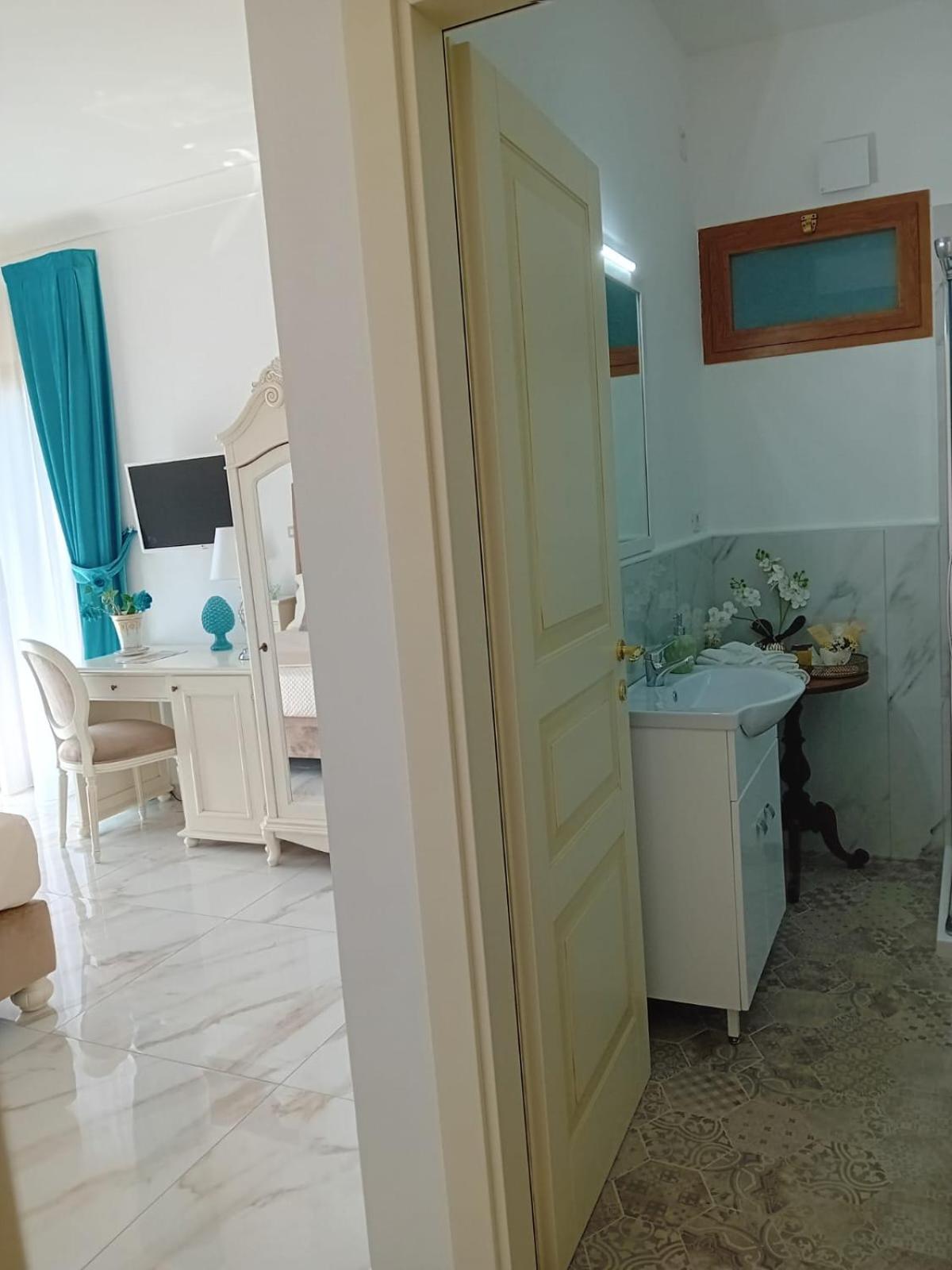Bed and Breakfast La Vigna Del Vento Casola di Napoli Esterno foto