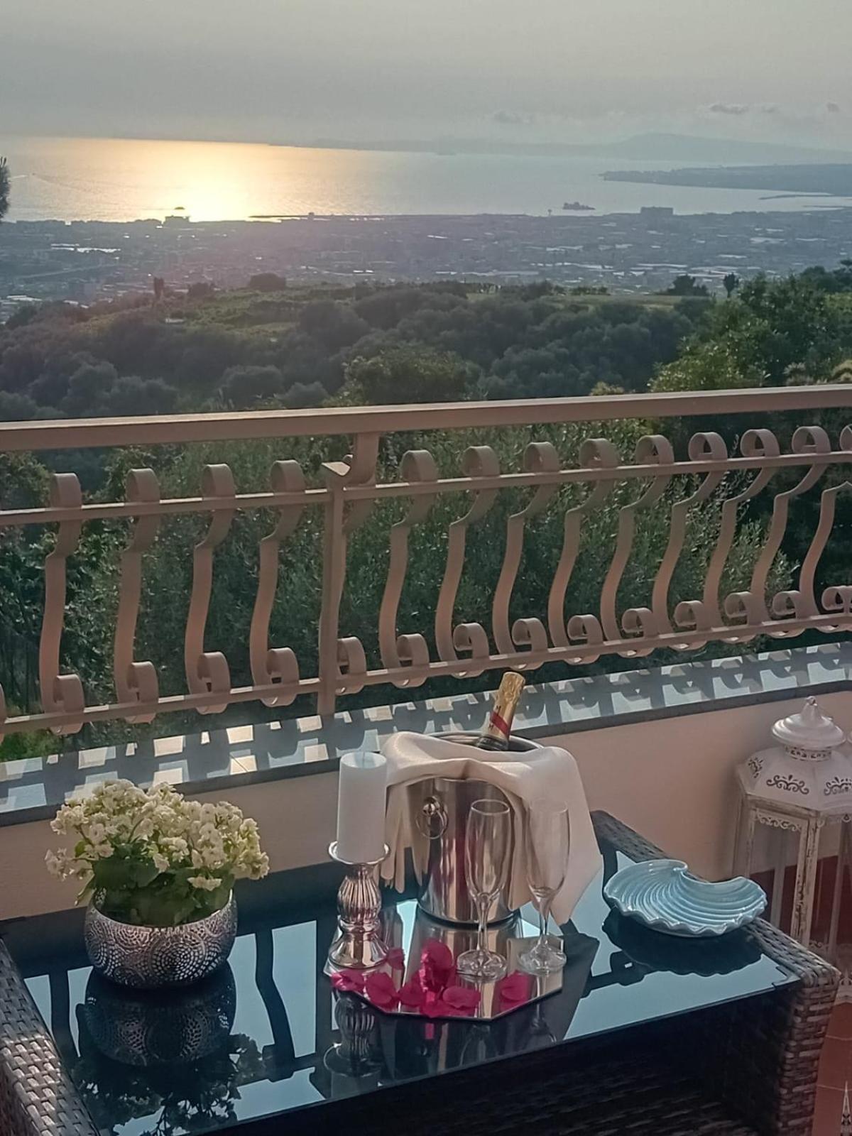 Bed and Breakfast La Vigna Del Vento Casola di Napoli Esterno foto